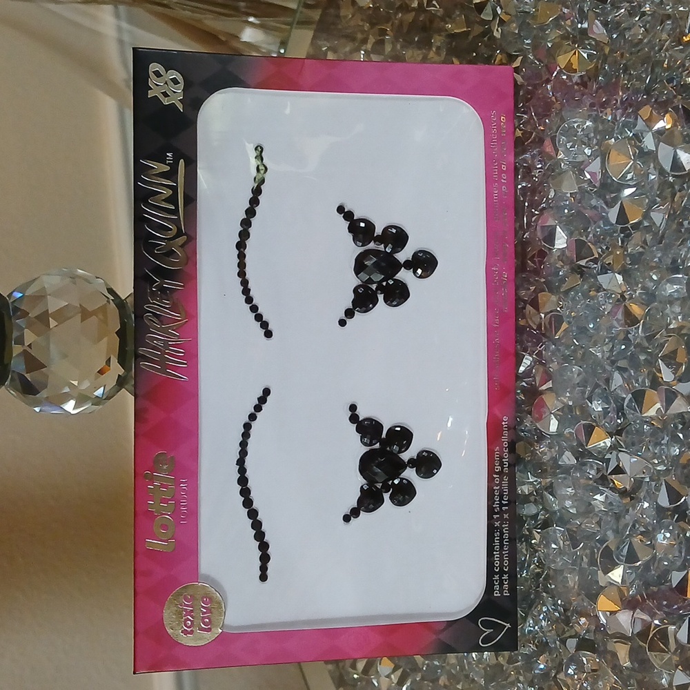 New 4pc Harley Quinn Face Gems Toxic Love / Pouts & Pigtails By Lottie London - Picture 9 of 17